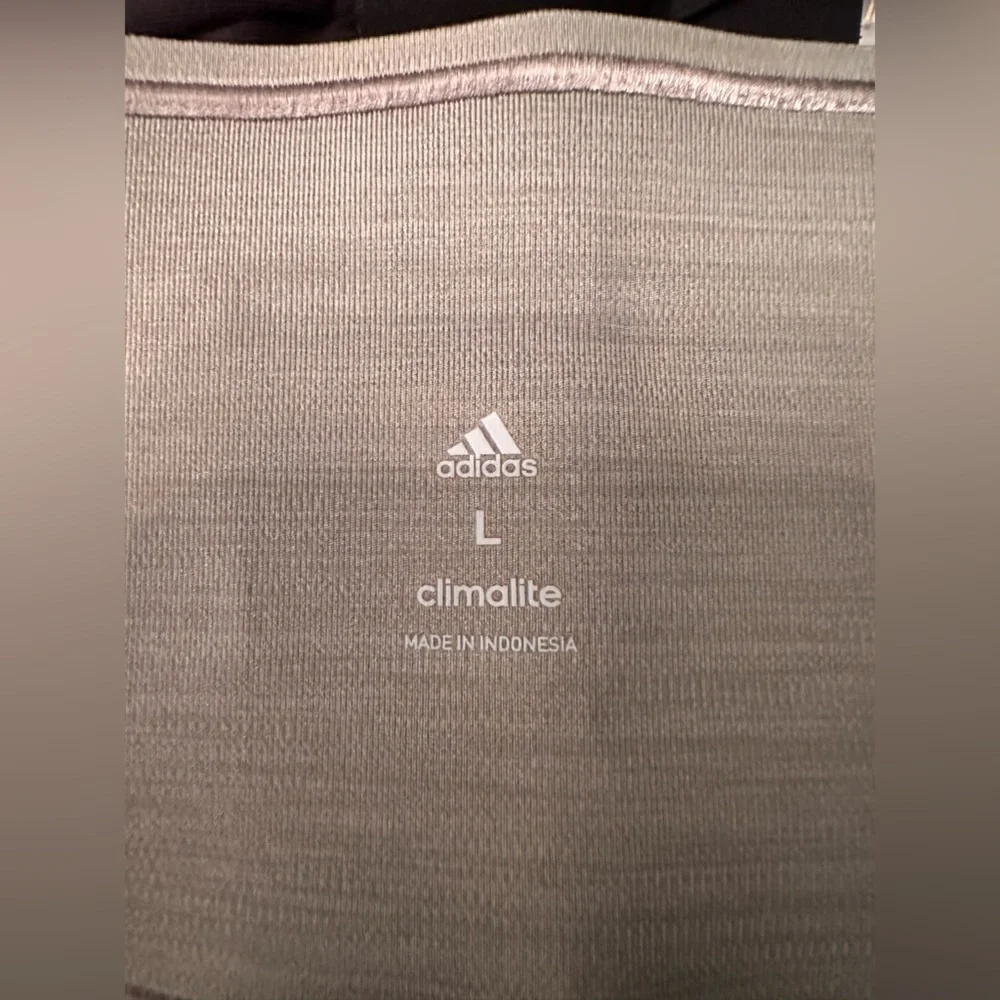 Adidas Women's "Climalite Legging" Grey, Size L - Picture 5 of 8